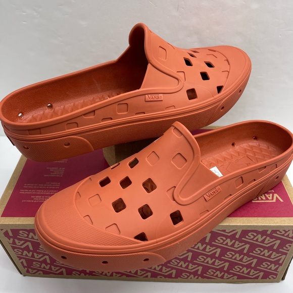 Vans Slip-On Mule Trk
Burnt Ochre
VN0005V8GWP Orange Slip-On Shoes Sneakers - Picture 11 of 16